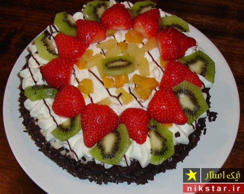 تزیین کیک تولد با میوه